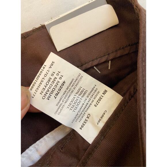 Lee midrise Chateau shorts size 16m brown 110% Lyocell New $44 rn#130273 - Picture 7 of 7